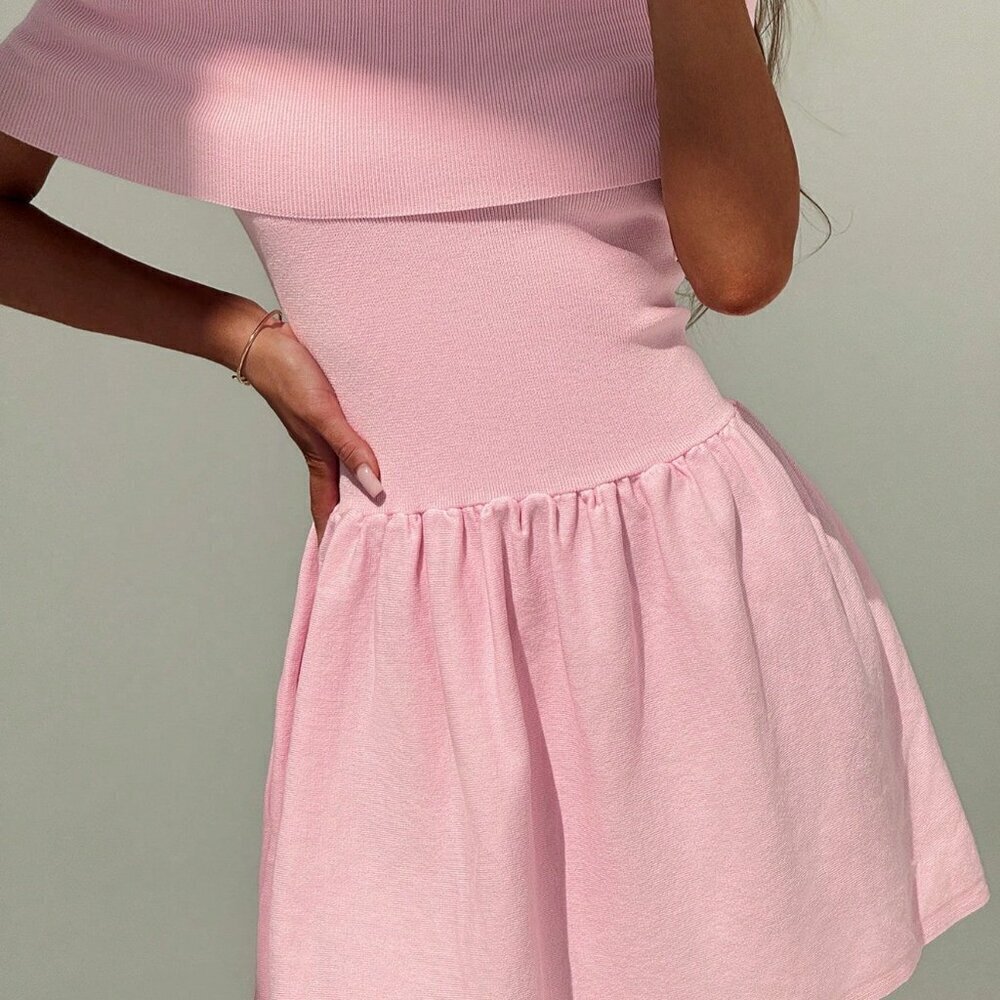 Pink Elegant Women's Off-Shoulder Mini Dress With Tight Waist And Umbrella Hem